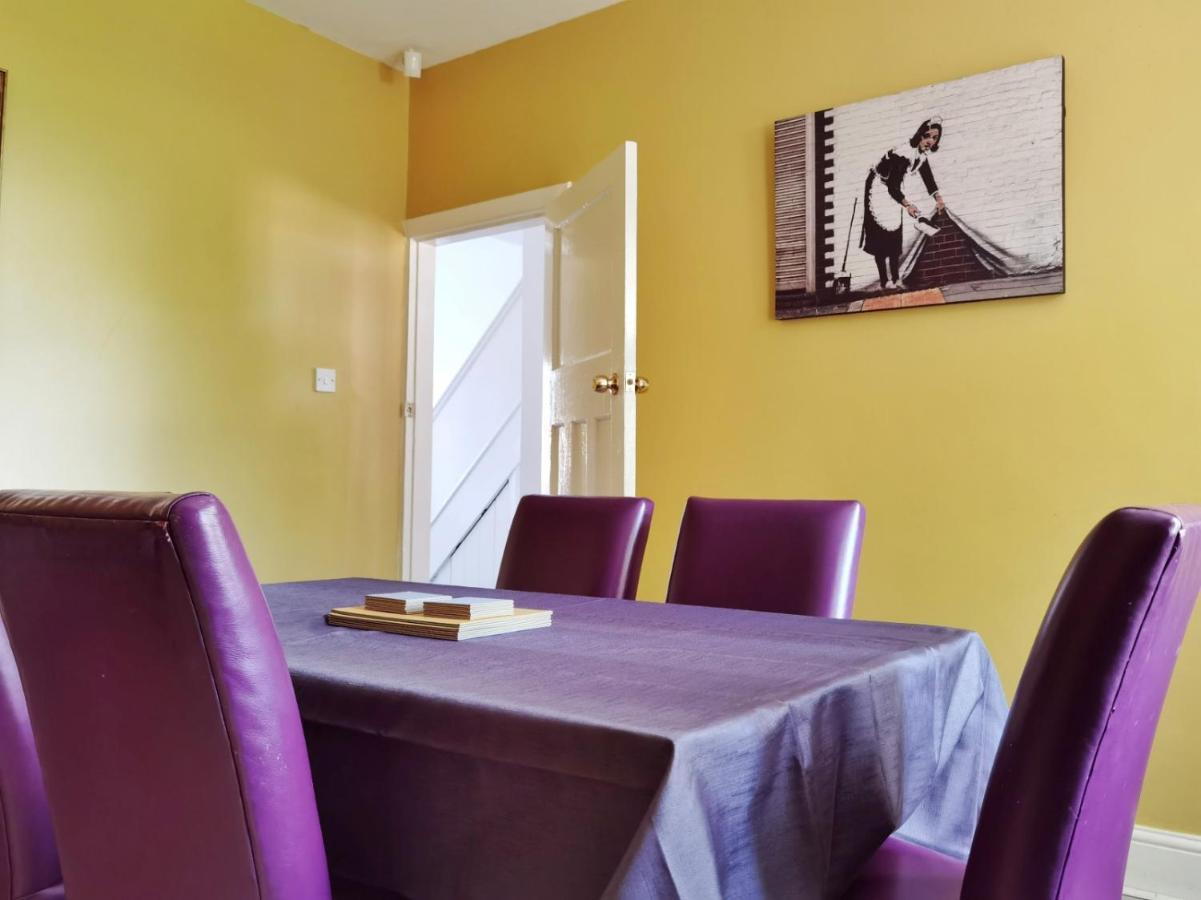 Perry Road, Beautiful Large House Available For Guests And Contractors Parking Wifi Villa Nottingham Exteriör bild