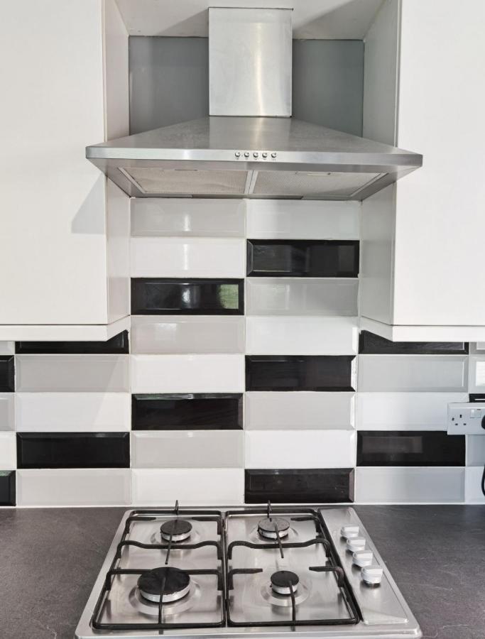 Perry Road, Beautiful Large House Available For Guests And Contractors Parking Wifi Villa Nottingham Exteriör bild