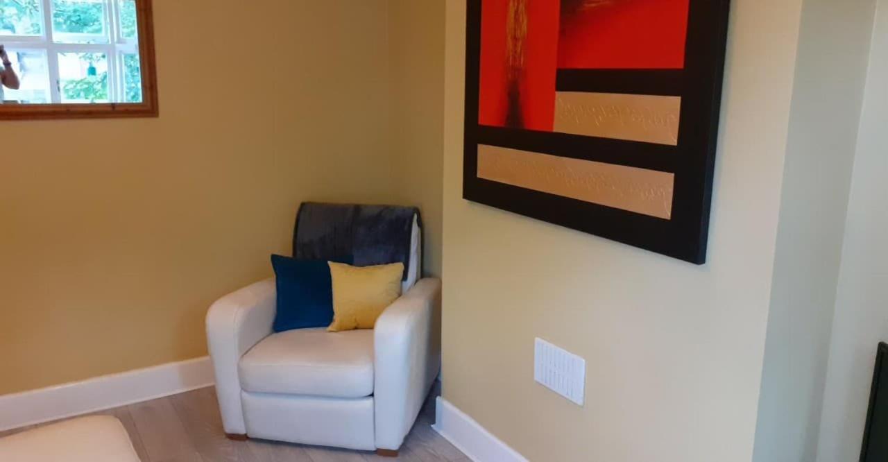 Perry Road, Beautiful Large House Available For Guests And Contractors Parking Wifi Villa Nottingham Exteriör bild